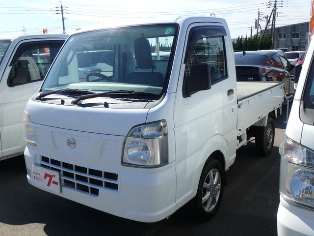 ＮＴ１００クリッパートラック ＤＸ　４ＷＤ　ＣＤ　ＵＳＢオーディオ　パワステ　オートエアコン（3枚目）