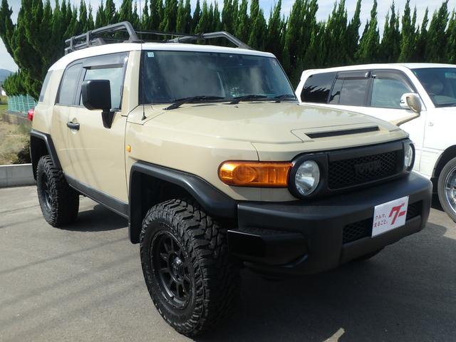 ＦＪクルーザー オフロードパッケージ　４ＷＤ　前後ドライブレコーダー　ＥＴＣ　マッドタイヤ　ナビ　バックカメラ　ソナー　クルーザー　キーレス　サイドＷエアバッグ（6枚目）