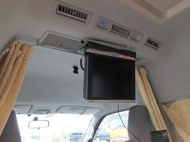 ハイエースバン ロングDX キャンピング 前後ドライブレコーダー ETC ナビ バックカメラ キーレス サイドオーニング 100V 冷蔵庫 天吊13インチTV ソファベッド(32枚目)