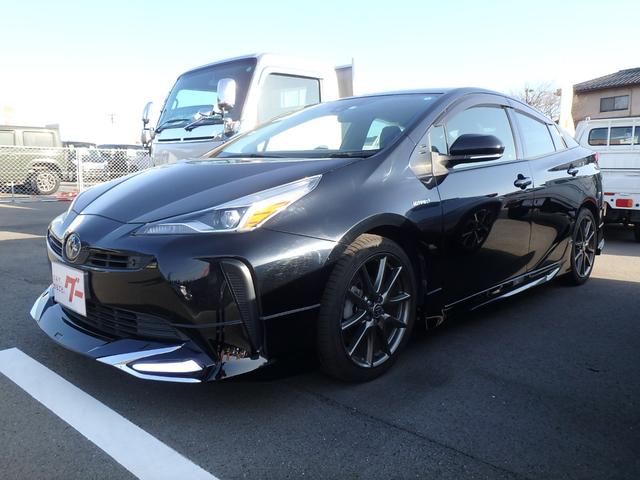 プリウス Ｓ　ＥＴＣ　フルエアロ　ナビ　バックカメラ　スマートキー　プッシュスタート　ブレーキサポート　レーンサポート　クルーズコントロール　ＬＥＤヘッドライト　オートライト　オートマチックハイビーム（12枚目）