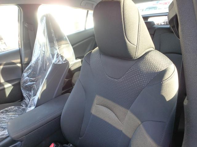 プリウス Ｓ　ＥＴＣ　フルエアロ　ナビ　バックカメラ　スマートキー　プッシュスタート　ブレーキサポート　レーンサポート　クルーズコントロール　ＬＥＤヘッドライト　オートライト　オートマチックハイビーム（21枚目）