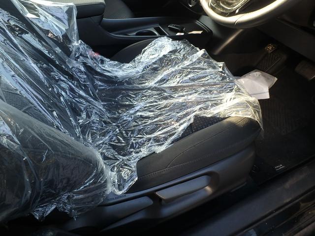 プリウス Ｓ　ＥＴＣ　フルエアロ　ナビ　バックカメラ　スマートキー　プッシュスタート　ブレーキサポート　レーンサポート　クルーズコントロール　ＬＥＤヘッドライト　オートライト　オートマチックハイビーム（35枚目）