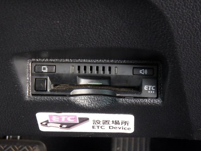 プリウス Ｓ　ＥＴＣ　フルエアロ　ナビ　バックカメラ　スマートキー　プッシュスタート　ブレーキサポート　レーンサポート　クルーズコントロール　ＬＥＤヘッドライト　オートライト　オートマチックハイビーム（46枚目）