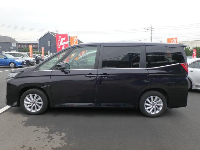 ノア ハイブリッドＺ　前後ドライブレコーダー　ＥＴＣ２．０　ナビ　バックカメラ　ＬＥＤヘッドライト　ブレーキサポート　レーンサポート　ソナー　クルーズコントロール　Ｗシートヒーター　両側電動スライドドア　ＡＣ１００Ｖ（11枚目）