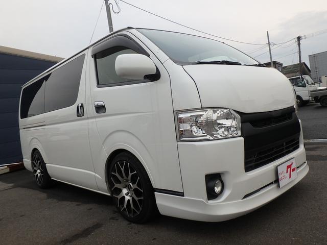ハイエースバン スーパーＧＬ　ＥＴＣ　ローダウン　ナビ　ＬＥＤヘッドライト　バックカメラ　キーレス　フリップダウンモニター　オートライト　オートエアコン　Ｗエアバック　電動格納ミラー（9枚目）