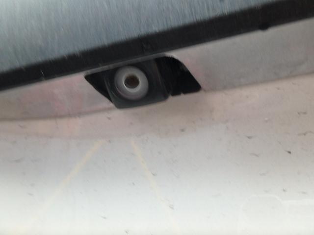 ハイエースバン スーパーＧＬ　ＥＴＣ　ローダウン　ナビ　ＬＥＤヘッドライト　バックカメラ　キーレス　フリップダウンモニター　オートライト　オートエアコン　Ｗエアバック　電動格納ミラー（12枚目）