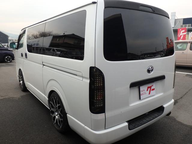 ハイエースバン スーパーＧＬ　ＥＴＣ　ローダウン　ナビ　ＬＥＤヘッドライト　バックカメラ　キーレス　フリップダウンモニター　オートライト　オートエアコン　Ｗエアバック　電動格納ミラー（15枚目）