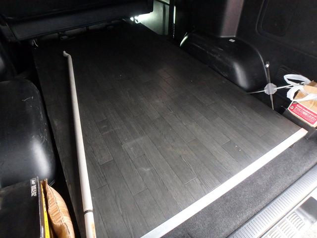 ハイエースバン スーパーＧＬ　ＥＴＣ　ローダウン　ナビ　ＬＥＤヘッドライト　バックカメラ　キーレス　フリップダウンモニター　オートライト　オートエアコン　Ｗエアバック　電動格納ミラー（18枚目）