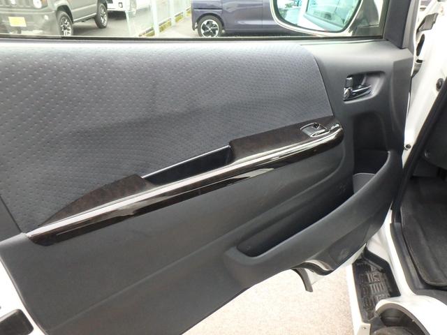 ハイエースバン スーパーＧＬ　ＥＴＣ　ローダウン　ナビ　ＬＥＤヘッドライト　バックカメラ　キーレス　フリップダウンモニター　オートライト　オートエアコン　Ｗエアバック　電動格納ミラー（21枚目）