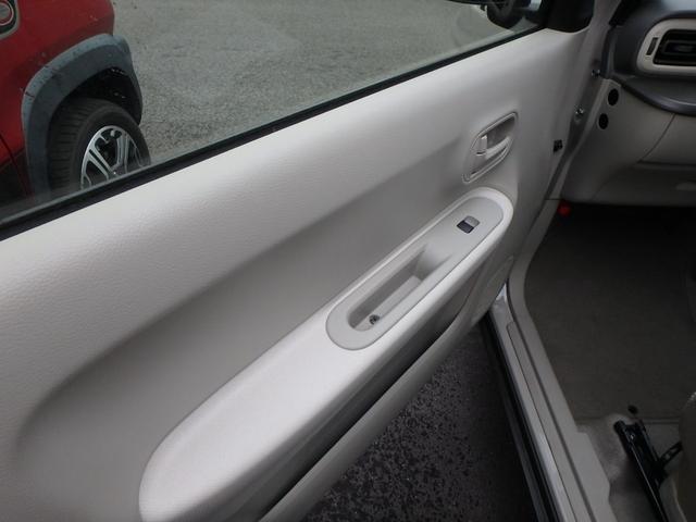 アルトラパン Ｌ　ＥＴＣ　ナビ　バックカメラ　ブレーキサポート　アイドリングストップ　スマートキー　プッシュスタート　Ｒシートヒーター　Ｗエアバック　電動格納ミラー（12枚目）