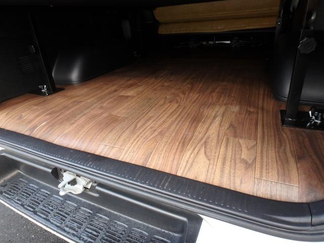 ハイエースバン スーパーＧＬ　ダークプライムＩＩ　前後ドライブレコーダー　ＥＴＣ　全方位カメラ　ベッドキット　ナビ　ＬＥＤヘッドライト　ブレーキサポート　レーンサポート　ソナー　両側電動スライドドア　オートマチックハイビーム　電動格納ミラー（15枚目）