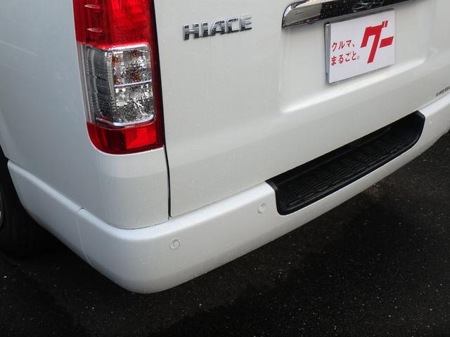 ハイエースバン スーパーＧＬ　ダークプライムＩＩ　前後ドライブレコーダー　ＥＴＣ　全方位カメラ　ベッドキット　ナビ　ＬＥＤヘッドライト　ブレーキサポート　レーンサポート　ソナー　両側電動スライドドア　オートマチックハイビーム　電動格納ミラー（17枚目）