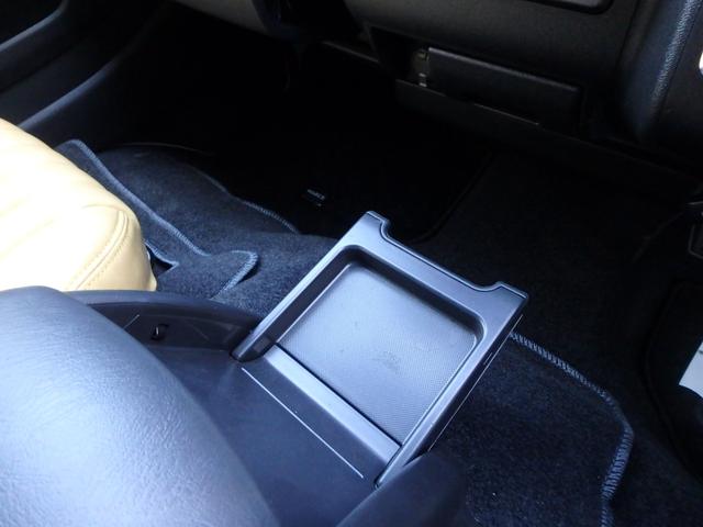 ハイエースバン スーパーＧＬ　ダークプライムＩＩ　前後ドライブレコーダー　ＥＴＣ　全方位カメラ　ベッドキット　ナビ　ＬＥＤヘッドライト　ブレーキサポート　レーンサポート　ソナー　両側電動スライドドア　オートマチックハイビーム　電動格納ミラー（60枚目）