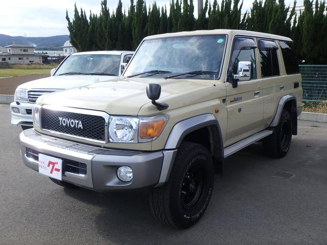 ランドクルーザー70 バン 30thアニバーサリー 4WD 5MT 前後ドライブレコーダー ETC2.0 ナビ バックカメラ キーレス シートカバー エアコン パワステ パワーウィンドウ Wエアバッグ(3枚目)