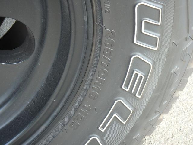 ランドクルーザー70 バン 30thアニバーサリー 4WD 5MT 前後ドライブレコーダー ETC2.0 ナビ バックカメラ キーレス シートカバー エアコン パワステ パワーウィンドウ Wエアバッグ(9枚目)