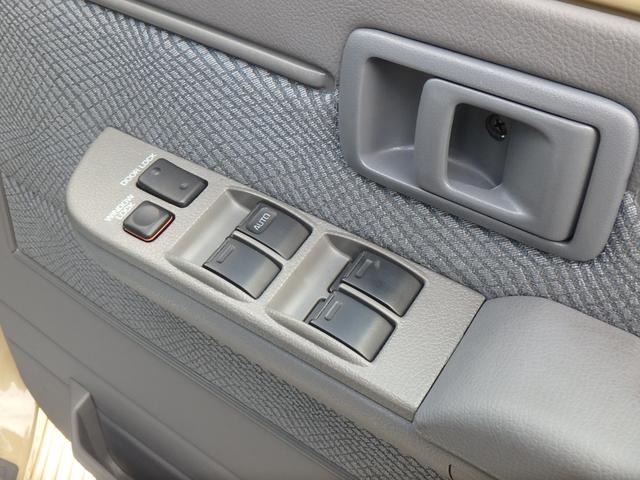 ランドクルーザー70 バン 30thアニバーサリー 4WD 5MT 前後ドライブレコーダー ETC2.0 ナビ バックカメラ キーレス シートカバー エアコン パワステ パワーウィンドウ Wエアバッグ(28枚目)