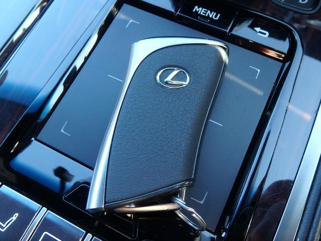 ＬＳ ＬＳ５００　エグゼクティブ　ドライブレコーダー　ＥＴＣ２．０　全方位カメラ　ルームミラーモニター　ナビ　ブレーキサポート　レーンサポート　ソナー　クルーズコントロール　ＬＥＤヘッドライト　前席パワーシート　前席シートエアコン（71枚目）