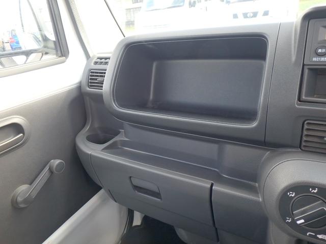 アクティトラック 　ダンプ　５ＭＴ　４ＷＤ　エアコン　パワステ　ラジオ（29枚目）