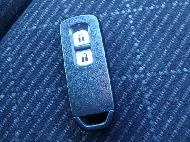 Ｎ－ＯＮＥ プレミアム・Ｌパッケージ　ＥＴＣ　ナビ　スマートキー　プッシュスタート　ＨＩＤヘッドライト　オートライト　オートエアコン　サイドＷエアバッグ　電動格納ミラー（52枚目）