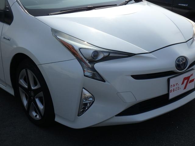 プリウス Ｓツーリングセレクション　ＥＴＣ　ナビ　ＬＥＤヘッドライト　バックカメラ　ブレーキサポート　レーンサポート　クルーズコントロール　スマートキー　プッシュスタート　Ｗシートヒーター　オートライト　オートエアコン（6枚目）