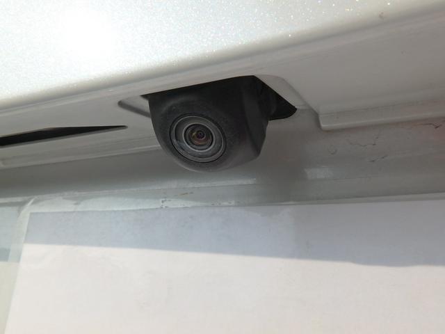 プリウス Ｓツーリングセレクション　ＥＴＣ　ナビ　ＬＥＤヘッドライト　バックカメラ　ブレーキサポート　レーンサポート　クルーズコントロール　スマートキー　プッシュスタート　Ｗシートヒーター　オートライト　オートエアコン（12枚目）