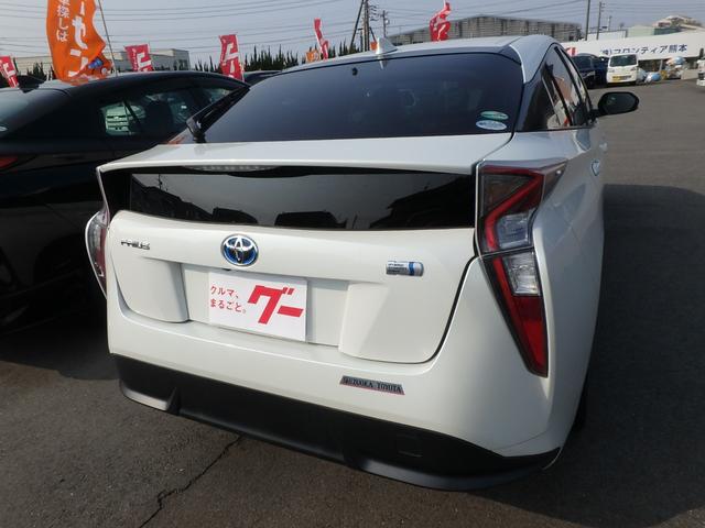 プリウス Ｓツーリングセレクション　ＥＴＣ　ナビ　ＬＥＤヘッドライト　バックカメラ　ブレーキサポート　レーンサポート　クルーズコントロール　スマートキー　プッシュスタート　Ｗシートヒーター　オートライト　オートエアコン（13枚目）
