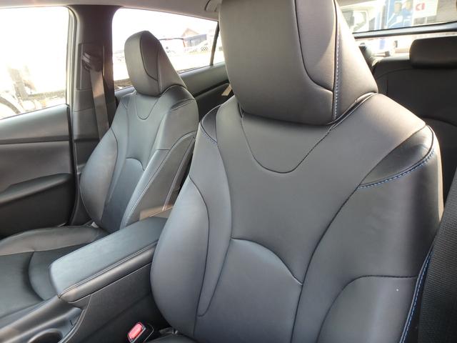 プリウス Ｓツーリングセレクション　ＥＴＣ　ナビ　ＬＥＤヘッドライト　バックカメラ　ブレーキサポート　レーンサポート　クルーズコントロール　スマートキー　プッシュスタート　Ｗシートヒーター　オートライト　オートエアコン（20枚目）