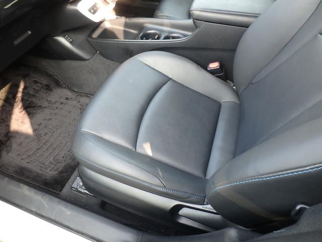 プリウス Ｓツーリングセレクション　ＥＴＣ　ナビ　ＬＥＤヘッドライト　バックカメラ　ブレーキサポート　レーンサポート　クルーズコントロール　スマートキー　プッシュスタート　Ｗシートヒーター　オートライト　オートエアコン（21枚目）