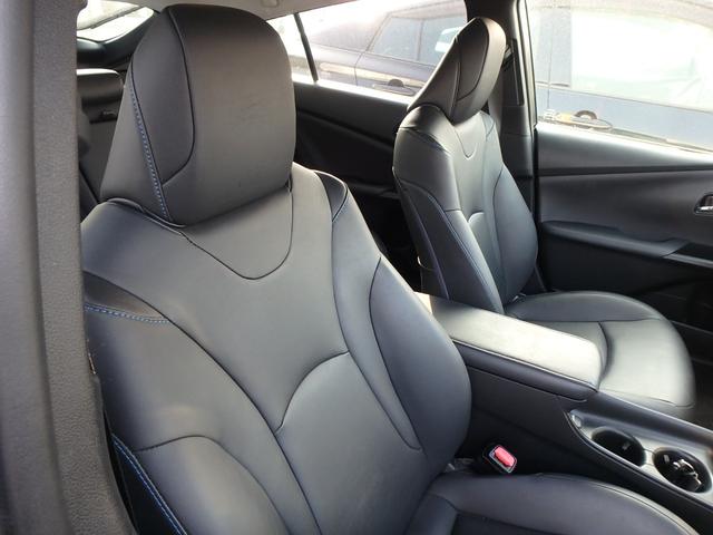 プリウス Ｓツーリングセレクション　ＥＴＣ　ナビ　ＬＥＤヘッドライト　バックカメラ　ブレーキサポート　レーンサポート　クルーズコントロール　スマートキー　プッシュスタート　Ｗシートヒーター　オートライト　オートエアコン（32枚目）