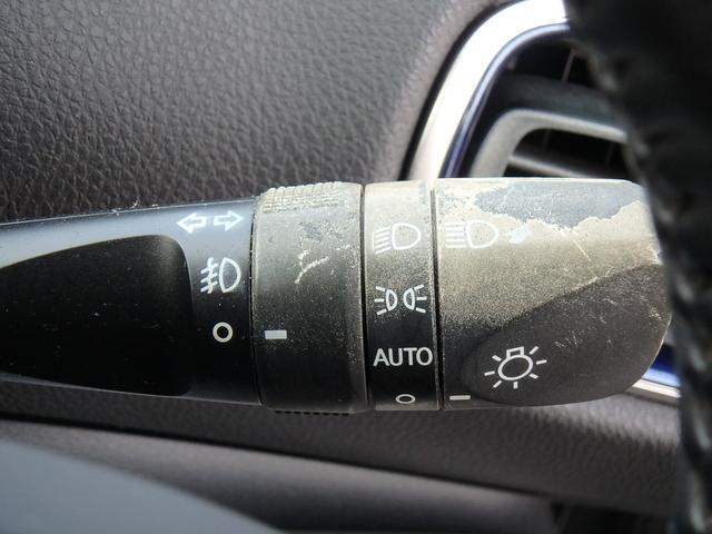 プリウス Ｓツーリングセレクション　ＥＴＣ　ナビ　ＬＥＤヘッドライト　バックカメラ　ブレーキサポート　レーンサポート　クルーズコントロール　スマートキー　プッシュスタート　Ｗシートヒーター　オートライト　オートエアコン（38枚目）