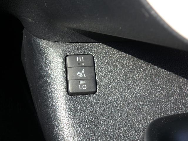 プリウス Ｓツーリングセレクション　ＥＴＣ　ナビ　ＬＥＤヘッドライト　バックカメラ　ブレーキサポート　レーンサポート　クルーズコントロール　スマートキー　プッシュスタート　Ｗシートヒーター　オートライト　オートエアコン（53枚目）