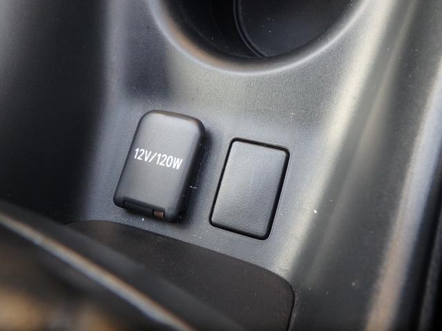 プリウス Ｓツーリングセレクション　ＥＴＣ　ナビ　ＬＥＤヘッドライト　バックカメラ　ブレーキサポート　レーンサポート　クルーズコントロール　スマートキー　プッシュスタート　Ｗシートヒーター　オートライト　オートエアコン（55枚目）