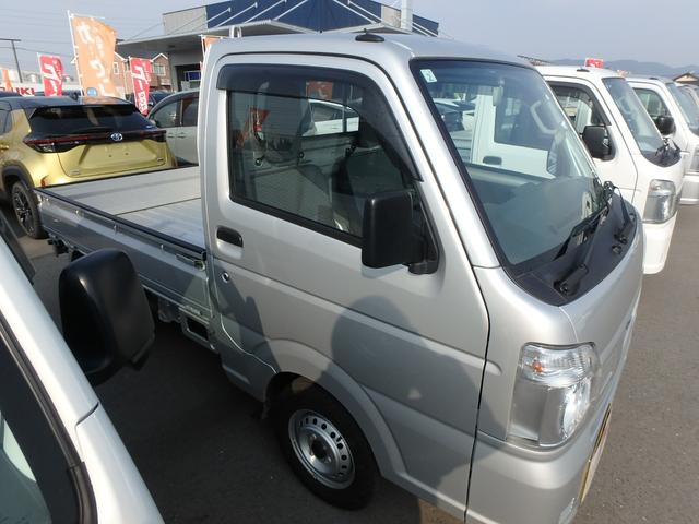 NT100クリッパートラック DX 5MT 4WD ラジオ オートライト Wエアバッグ(7枚目)