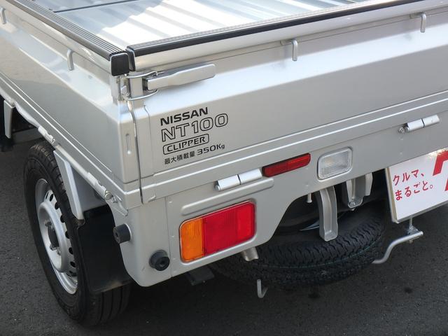 NT100クリッパートラック DX 5MT 4WD ラジオ オートライト Wエアバッグ(12枚目)