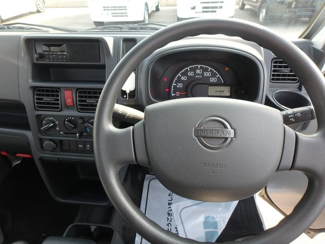 NT100クリッパートラック DX 5MT 4WD ラジオ オートライト Wエアバッグ(27枚目)