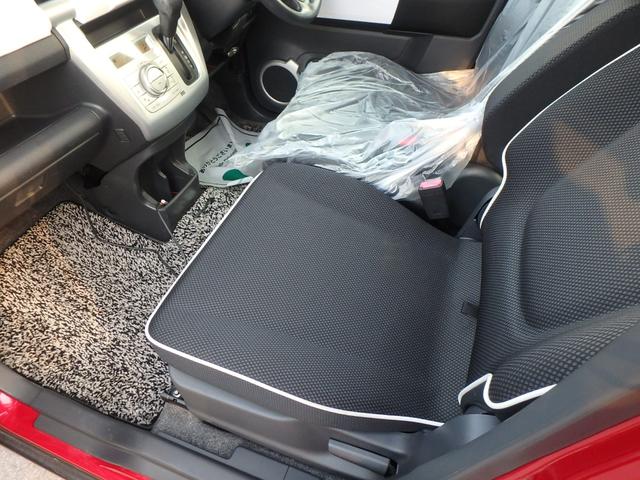 ハスラー Ｇ　オプション装着車　ＥＴＣ　ナビ　バックカメラ　ブレーキサポート　アイドリングストップ　ＨＩＤヘッドライト　Ｒシートヒーター　スマートキー　プッシュスタート　オートライト　オートエアコン　Ｗエアバッグ（19枚目）