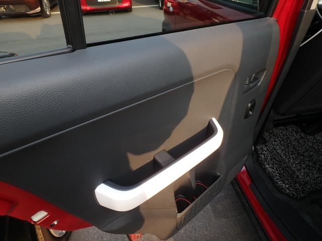 ハスラー Ｇ　オプション装着車　ＥＴＣ　ナビ　バックカメラ　ブレーキサポート　アイドリングストップ　ＨＩＤヘッドライト　Ｒシートヒーター　スマートキー　プッシュスタート　オートライト　オートエアコン　Ｗエアバッグ（20枚目）