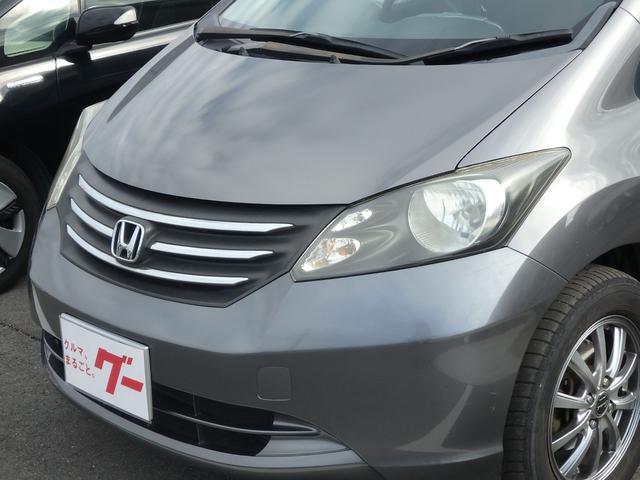 フリード Ｇ　ジャストセレクション　ＥＴＣ　ナビ　バックカメラ　キーレス　左側電動スライドドア　オートライト　オートエアコン　Ｗエアバッグ　電動格納ミラー（2枚目）