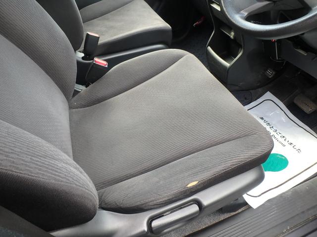 フリード Ｇ　ジャストセレクション　ＥＴＣ　ナビ　バックカメラ　キーレス　左側電動スライドドア　オートライト　オートエアコン　Ｗエアバッグ　電動格納ミラー（30枚目）