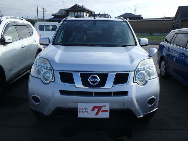 エクストレイル ２０Ｘ　４ＷＤ　ナビ　バックカメラ　ＨＩＤヘッドライト　スマートキー　Ｗシートヒーター（4枚目）