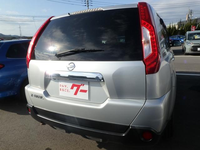 エクストレイル ２０Ｘ　４ＷＤ　ナビ　バックカメラ　ＨＩＤヘッドライト　スマートキー　Ｗシートヒーター（11枚目）