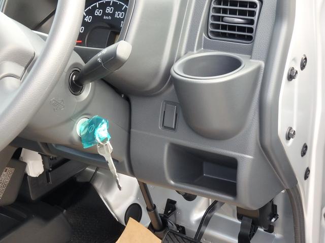 クリッパートラック ＤＸ　届出済未使用車　４ＷＤ　ＦＭオーディオ　キーレス　アイドリングストップ　ソナー　オートライト　Ｗエアバッグ（19枚目）