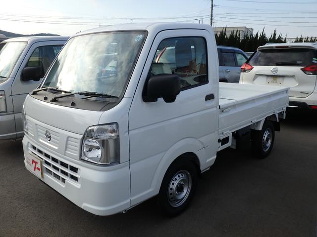 クリッパートラック ＤＸ　届出済未使用車　４ＷＤ　ＦＭオーディオ　キーレス　アイドリングストップ　ソナー　オートライト　Ｗエアバッグ（2枚目）