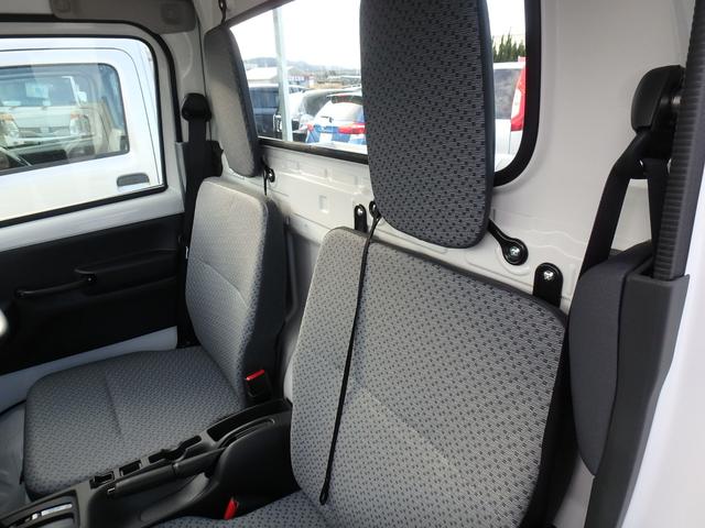 クリッパートラック ＤＸ　届出済未使用車　４ＷＤ　ＦＭオーディオ　キーレス　アイドリングストップ　ソナー　オートライト　Ｗエアバッグ（15枚目）