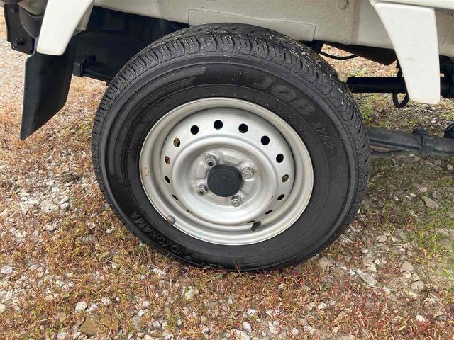 キャリイトラック FC 軽トラック 5速マニュアル エアコン ヘッドライトレベライザー 積載量350kg(18枚目)