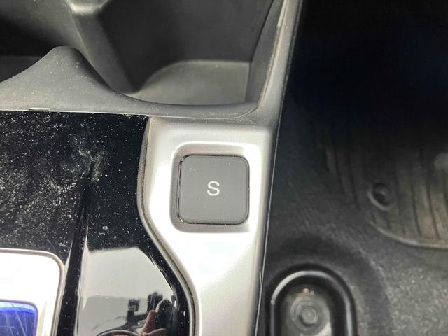 フィットハイブリッド ベースグレード　ハイブリッド　ナビ　ＴＶ　スマートキー　電動格納ミラー　ＡＴ　盗難防止システム　衝突安全ボディ　ＣＤ　ＤＶＤ再生　ＵＳＢ　ミュージックプレイヤー接続可　Ｂｌｕｅｔｏｏｔｈ　ＡＢＳ　ＥＳＣ　エアコン（35枚目）