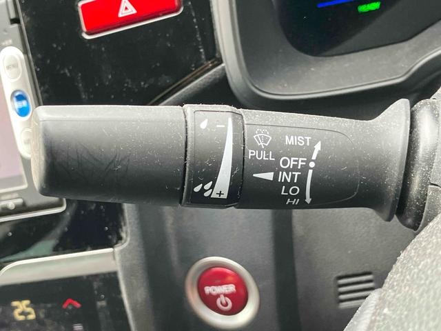 フィットハイブリッド ベースグレード　ハイブリッド　ナビ　ＴＶ　スマートキー　電動格納ミラー　ＡＴ　盗難防止システム　衝突安全ボディ　ＣＤ　ＤＶＤ再生　ＵＳＢ　ミュージックプレイヤー接続可　Ｂｌｕｅｔｏｏｔｈ　ＡＢＳ　ＥＳＣ　エアコン（43枚目）