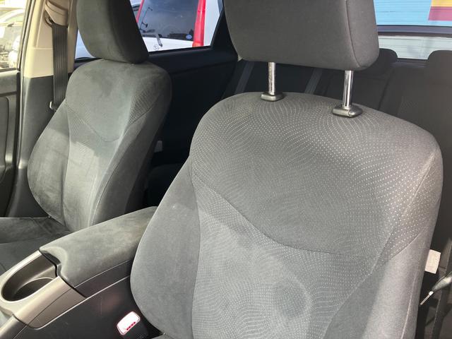 プリウス Ｓ　ＥＴＣ　ナビ　ＴＶ　アルミホイール　オートライト　ＨＩＤ　ＣＶＴ　スマートキー　電動格納ミラー　盗難防止システム　ＣＤ　ＤＶＤ再生　ＵＳＢ　ミュージックプレイヤー接続可　Ｂｌｕｅｔｏｏｔｈ（49枚目）