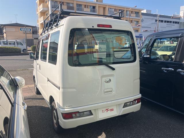 ハイゼットカーゴ スペシャル　箱バン　ハイルーフ　ＡＴ　両側スライドドア　アイドリングストップ　エアコン　運転席エアバッグ　助手席エアバッグ　積載量３５０ｋｇ　ヘッドライトレベライザー（17枚目）