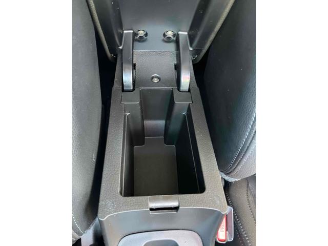 バレーノ XT 1000CC ETC バックカメラ ナビ TV クリアランスソナー クルコン 衝突被害軽減システム アルミホイール オートライト HID 革シート スマートキー 電動格納ミラー シートヒーター(45枚目)